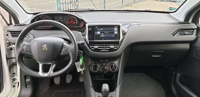 Peugeot 208 1.4 HDI Active completo