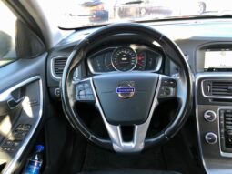 Volvo V60 Cross Country D3 Momentum completo