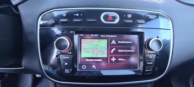 Fiat Punto 1.2 Easy S&S GPS 2018 completo
