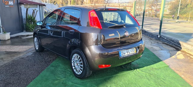 Fiat Punto 1.2 Easy S&S GPS 2018 completo
