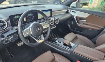 Mercedes-Benz Classe A 180 CDI AMG Limousine Automático 2020 completo