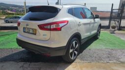 Nissan Qashqai N-Connecta 1.5 dCi 110cv completo