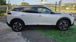 PEUGEOT e-2008 136cv ALLURE 2022 completo