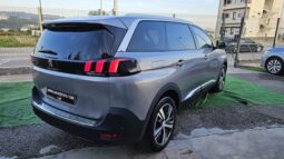 Peugeot 5008 BlueHDi 130cv EAT8 Allure 7 Lug 2020 completo