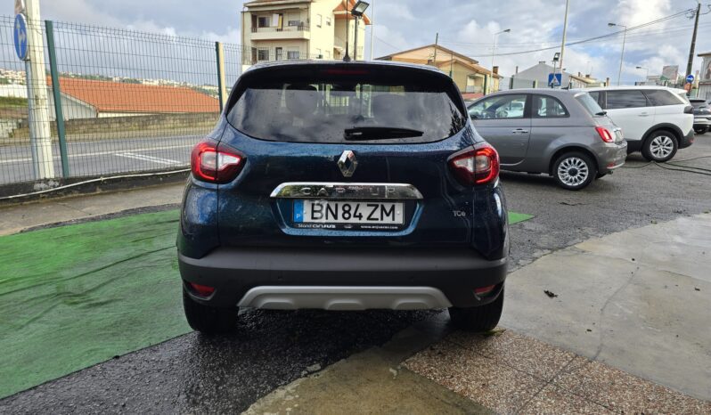 Renault Captur Exclusive 1.2 TCE 120cv completo