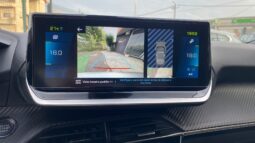 PEUGEOT E-2008 de 2023 100% eléctrico, completo