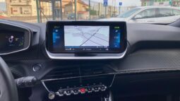 PEUGEOT E-2008 de 2023 100% eléctrico, completo