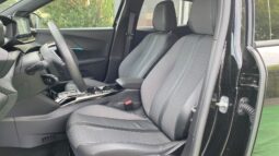 PEUGEOT E-2008 de 2023 100% eléctrico, completo