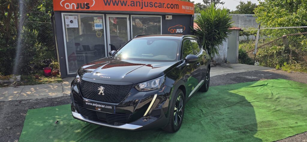 PEUGEOT E-2008 de 2023 100% eléctrico