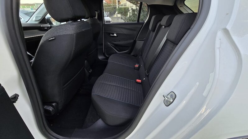 PEUGEOT E-208 Style 50KW 100% eléctrico completo