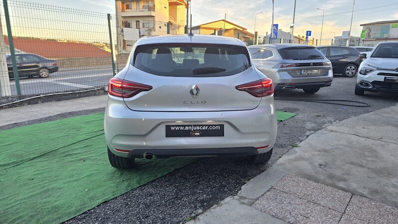 Renault Clio V 1.5 dCi Dynamique 100cv completo