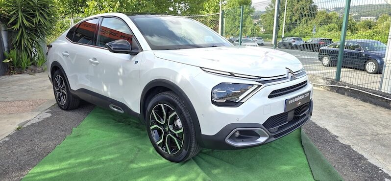 Citroën e-C4 X 50 kWh Shine Pack 2024 completo