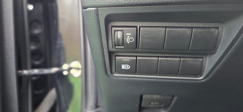 Toyota Yaris 1.0 VVT-i Comfort 2021 | 5L/100km Safety Sense completo