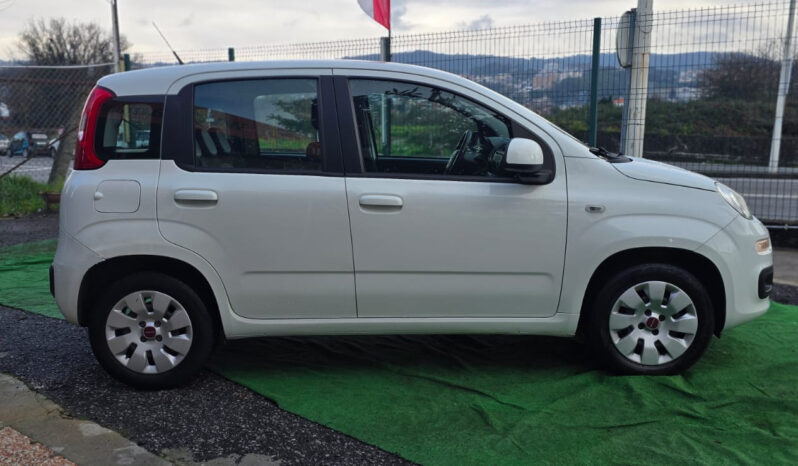 Fiat Panda 1.2 Lounge 2019 S&S | City Car Económico completo