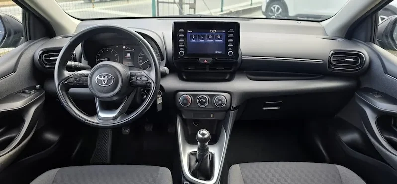 Toyota Yaris 1.0 VVT-i Usado Comfort Plus 2021 | Anjuscar completo