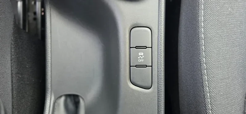 Toyota Yaris 1.0 VVT-i Usado Comfort Plus 2021 | Anjuscar completo