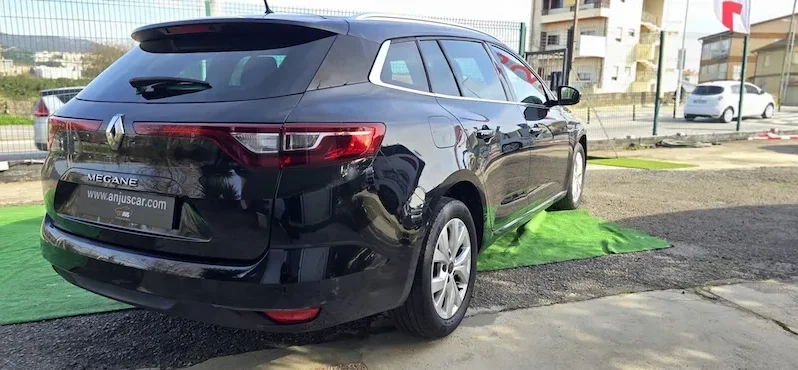 Renault Mégane Sport Tourer 2021 | Stand Anjuscar Porto completo