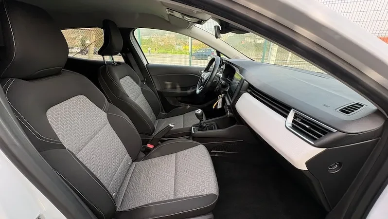 Renault Clio V 1.0 TCe Limited Bi-Fuel 2021 – Econômico e Completo completo