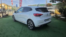 Renault Clio V 1.0 TCe Evolution Bi-Fuel 2023 | Nacional | Porto Stand Anjuscar