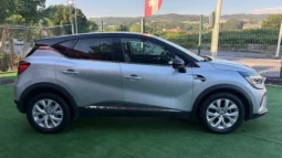 Renault Captur 1.0 TCe Evolution 2022 no Porto e Gondomar  Stand Anjuscar completo